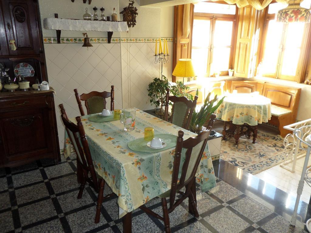 Casal Dos 5 Hotel Minde Екстериор снимка