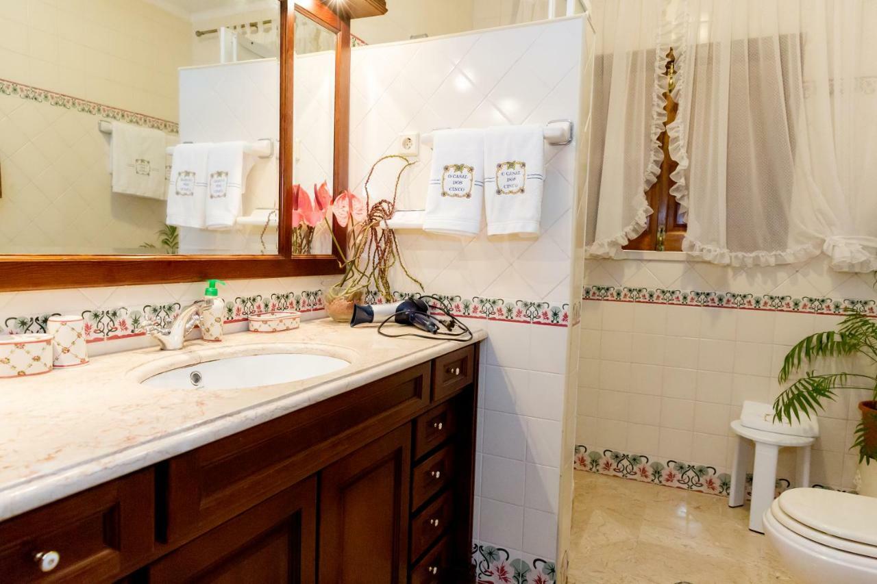 Casal Dos 5 Hotel Minde Екстериор снимка