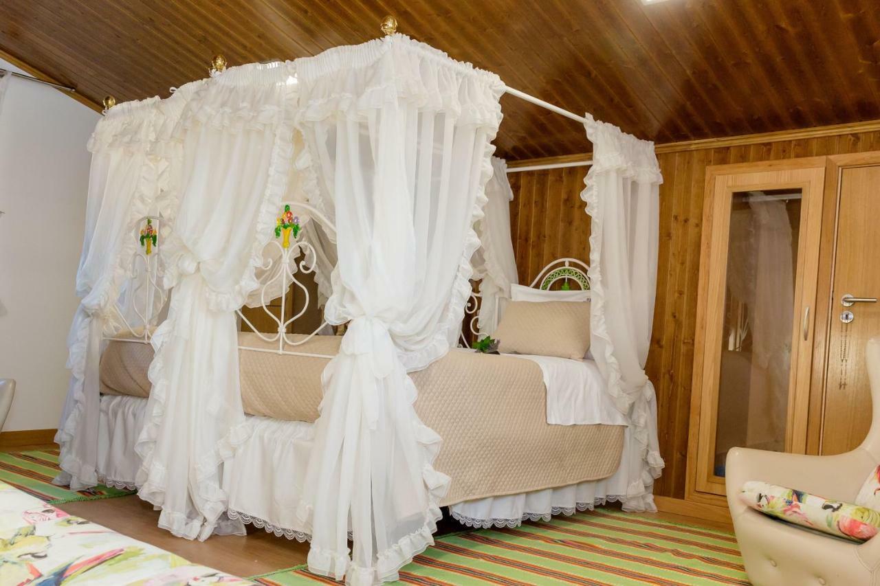 Casal Dos 5 Hotel Minde Екстериор снимка